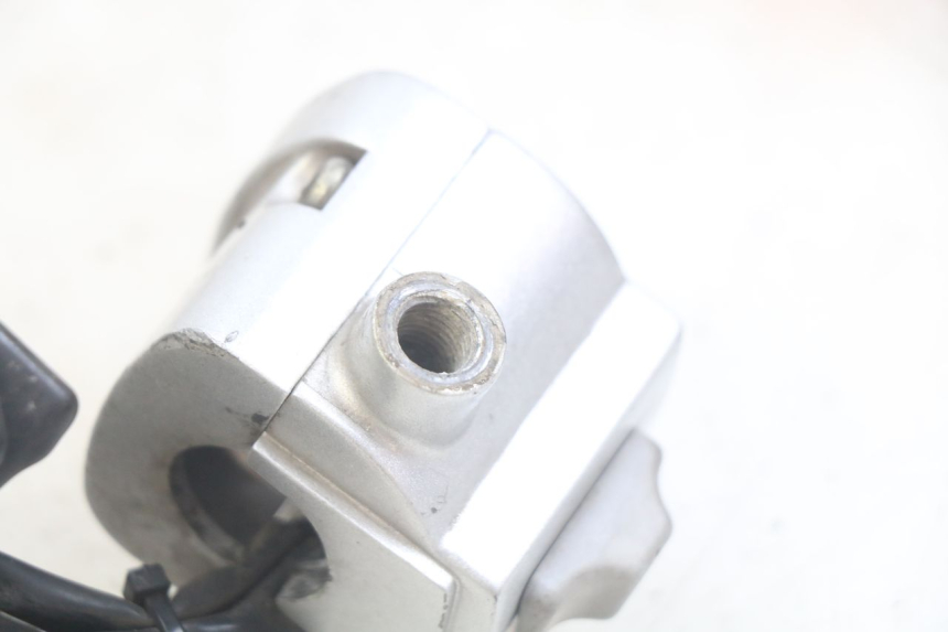 photo de COMMODO DROIT SYM MIO 50 (2011 - 2017)