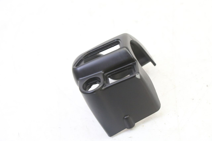 photo de COMMODO DROIT PIAGGIO MP3 HPE 310 (2024 - 2025)