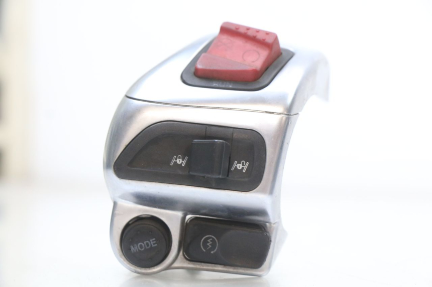 photo de COMMODO DROIT PIAGGIO MP3 LT 400 (2007 - 2012)