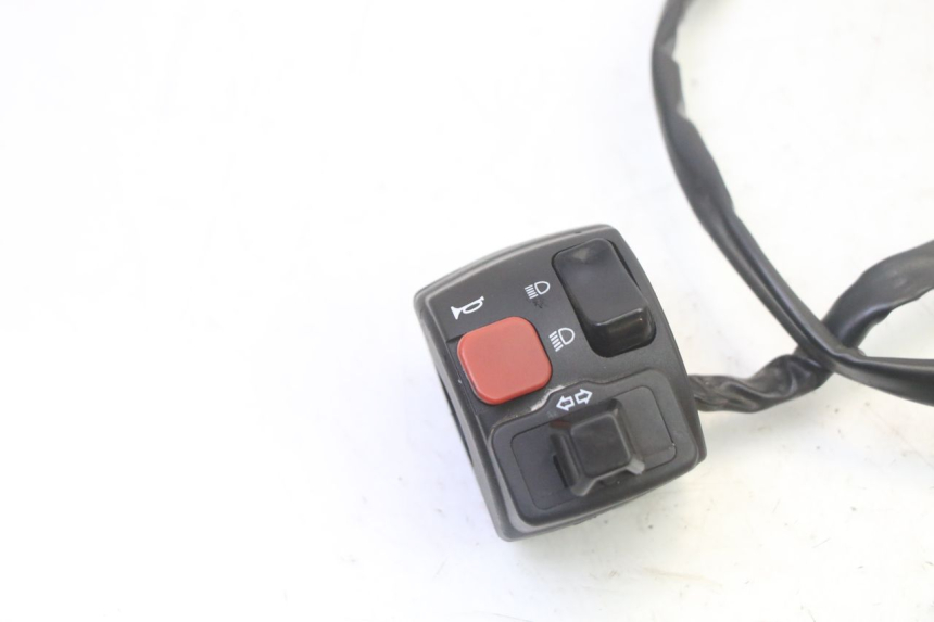 photo de COMMODO DROIT RIEJU MRT 50 (2018 - 2021)