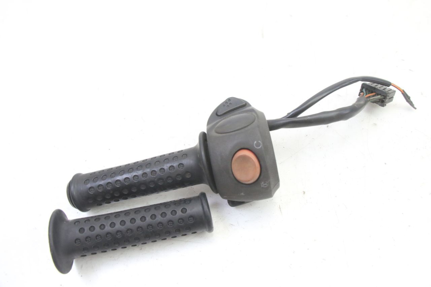 photo de COMMODO DROIT GILERA NEXUS 125 (2009 - 2013)