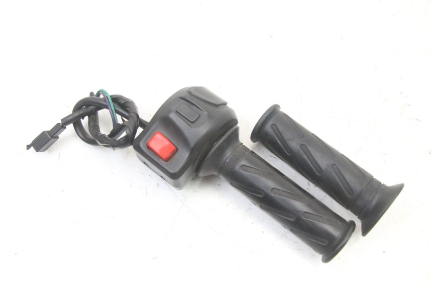 photo de COMMODO DROIT PEUGEOT KISBEE 4T 50 (2018 - 2022)