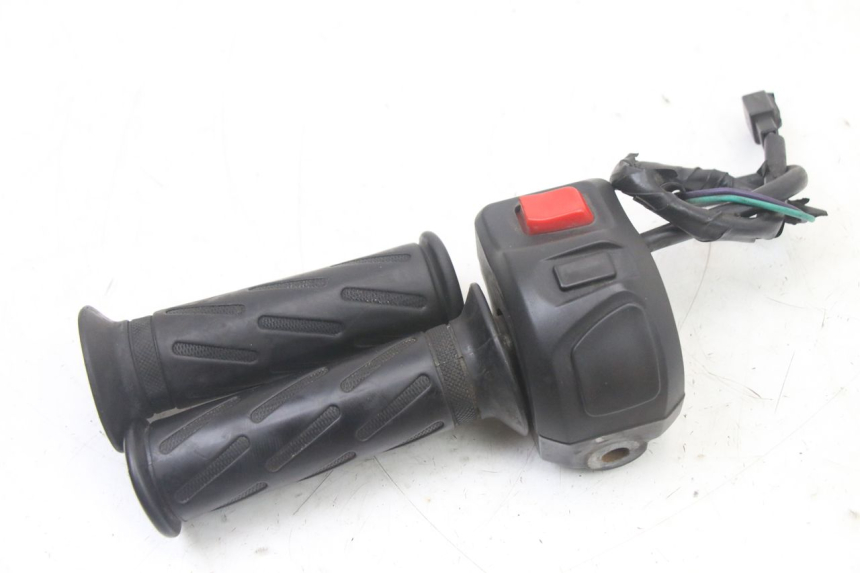 photo de COMMODO DROIT PEUGEOT KISBEE 4T 50 (2018 - 2022)