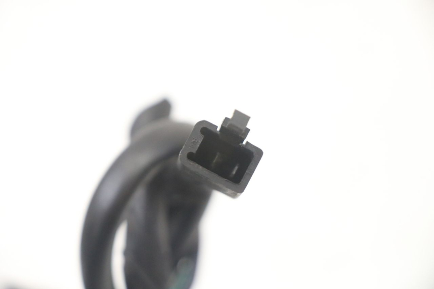 photo de COMMODO DROIT PEUGEOT KISBEE 4T 50 (2018 - 2022)