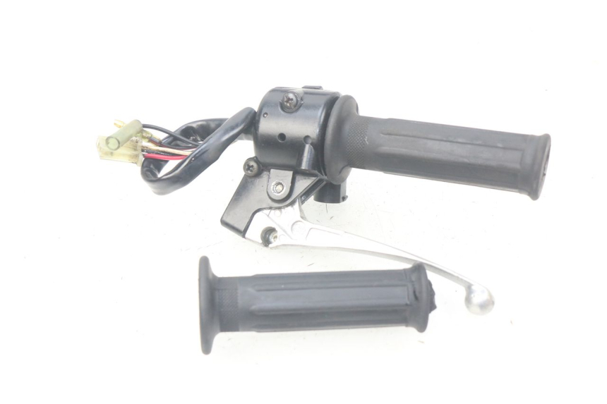 photo de COMMODO DROIT YAMAHA PW 50 (1984 - 2020)