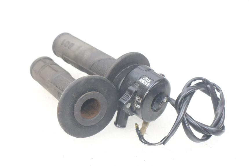 photo de COMMODO DROIT YAMAHA PW 80 (1983 - 2014)