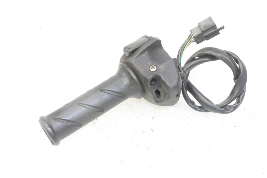 photo de COMMODO DROIT PEUGEOT SATELIS 125 (2013 - 2018)