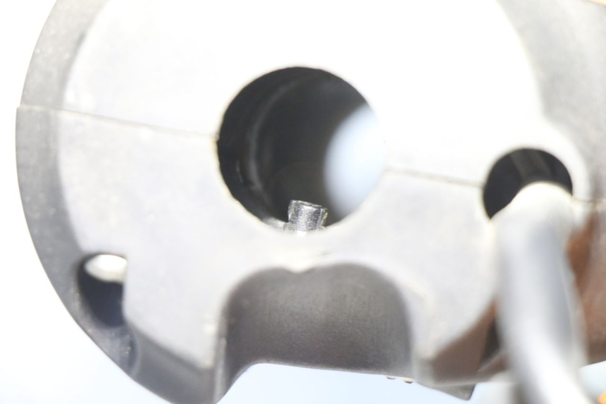 photo de COMMODO DROIT PEUGEOT SATELIS 250 (2006 - 2012)