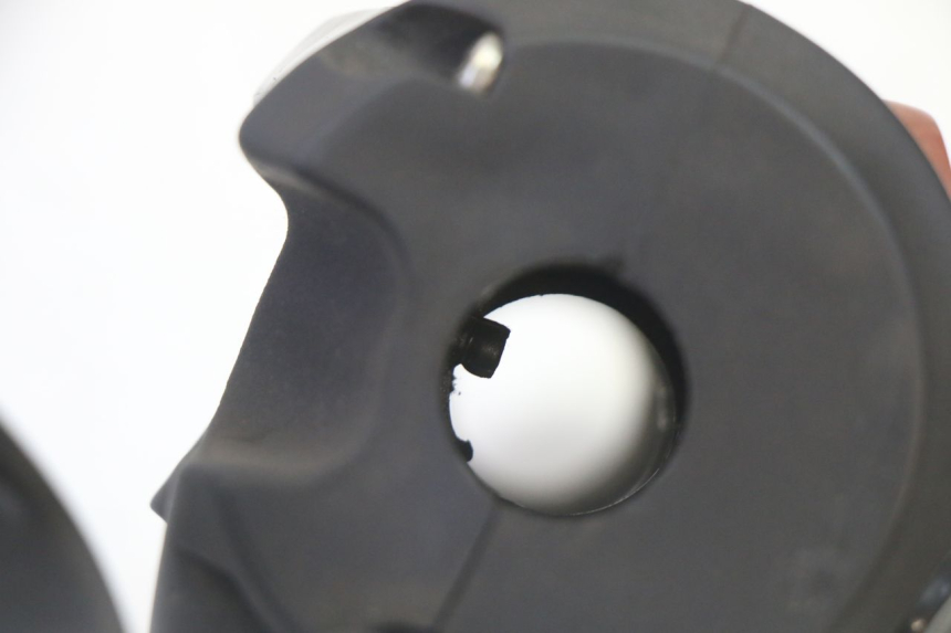 photo de COMMODO DROIT PEUGEOT SATELIS 125 (2013 - 2018)