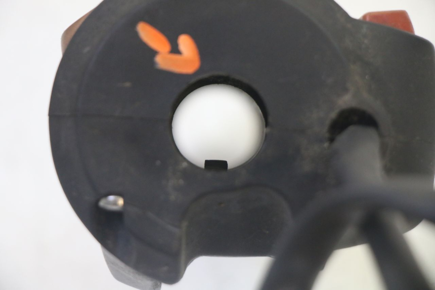 photo de COMMODO DROIT PEUGEOT SATELIS 125 (2013 - 2018)