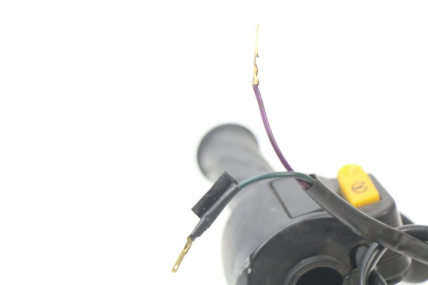 photo de COMMODO DROIT PEUGEOT SPEEDFIGHT 3 AIR 50 (2009 - 2015)