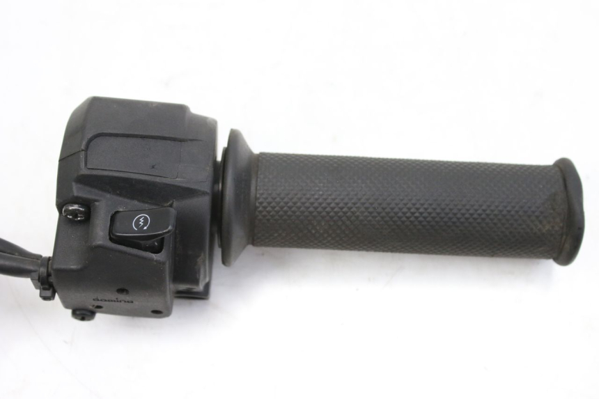 photo de COMMODO DROIT APRILIA SR R 2T LC 50 (2018 - 2021)