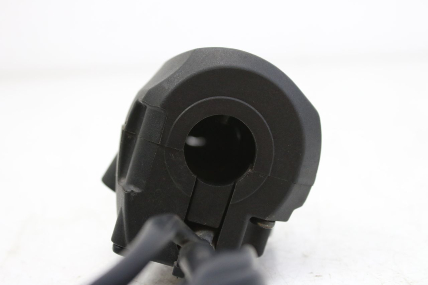 photo de COMMODO DROIT APRILIA SR R 2T LC 50 (2018 - 2021)