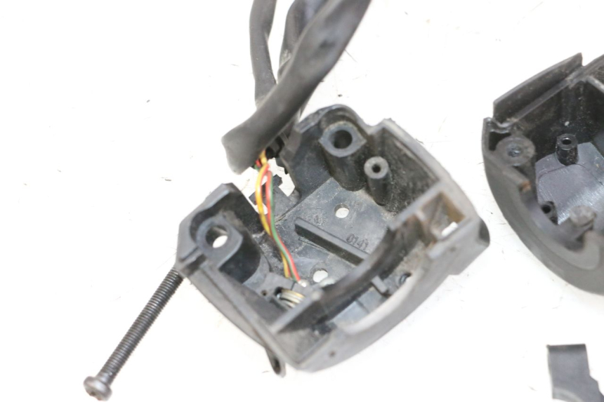 photo de COMMODO DROIT APRILIA SR R 2T LC 50 (2018 - 2021)