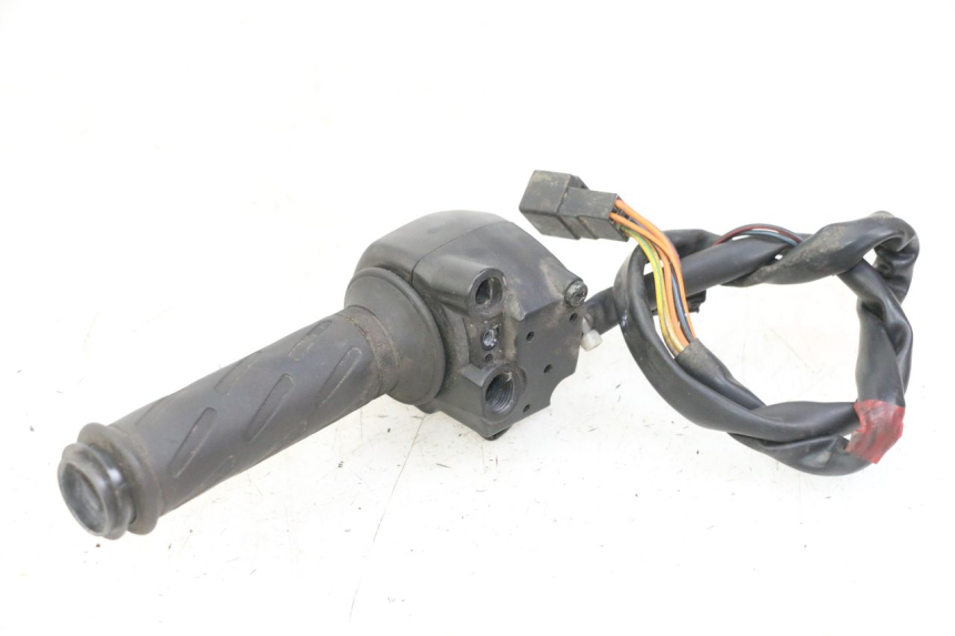 photo de COMMODO DROIT SUZUKI BURGMAN 125 (2007 - 2014)
