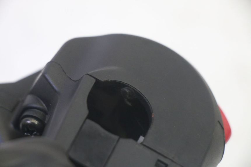 photo de COMMODO DROIT YAMAHA TRICITY 300 (2020 - 2024) - Vue d’ensemble