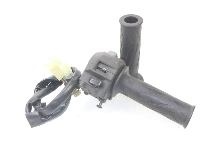 photo de COMMODO DROIT YAMAHA XMAX X-MAX ABS 125 (2014 - 2016) - Vue principale