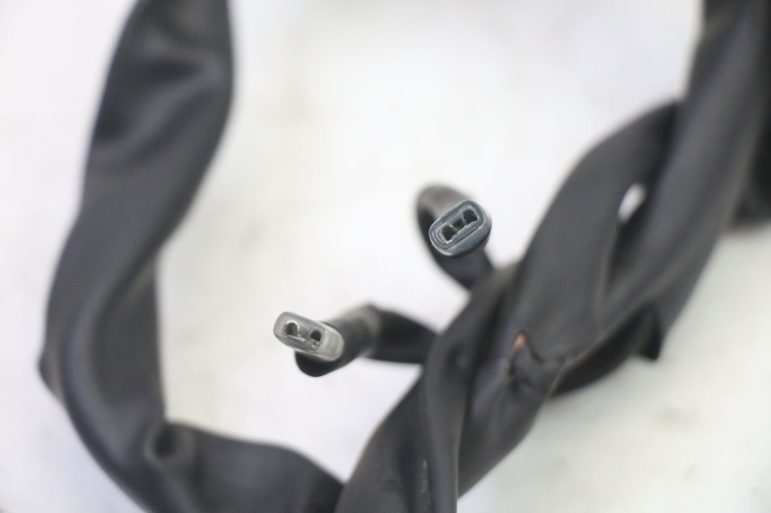 photo de COMMODO DROIT YAMAHA XMAX X-MAX 125 (2021 - 2025)