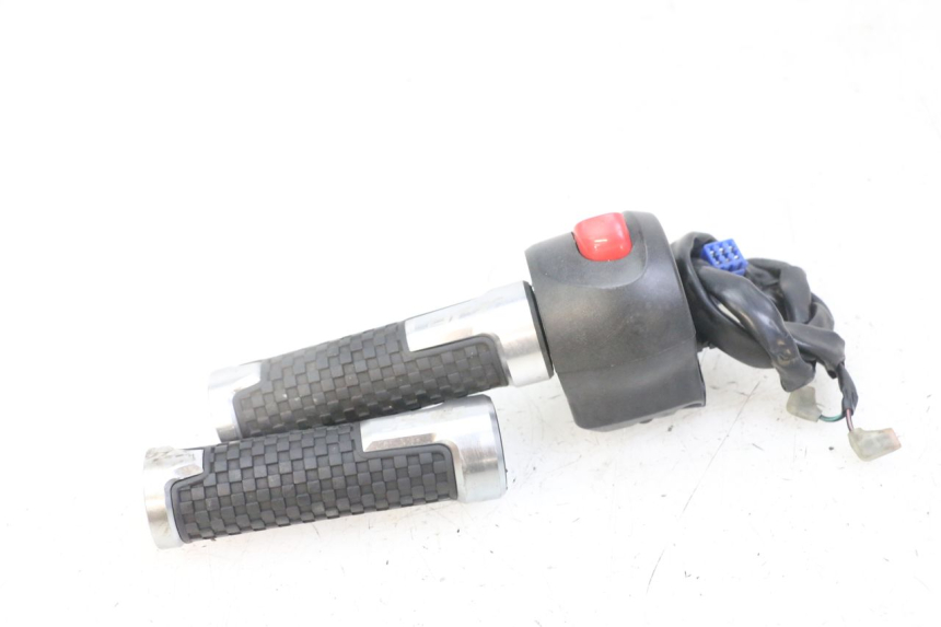 photo de COMMODO DROIT YAMAHA XJ6 ABS 600 (2008 - 2016)