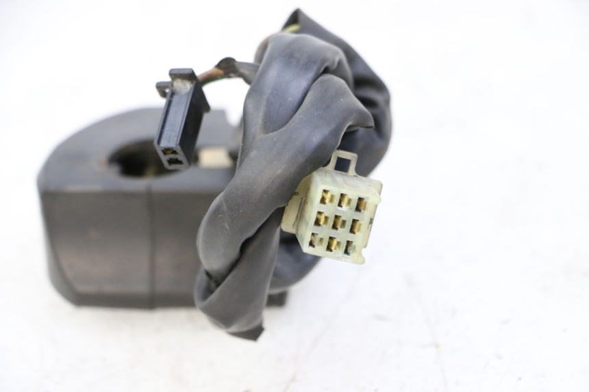 photo de COMMODO DROIT YAMAHA XJN DIVERSION 600 (2000 - 2003)