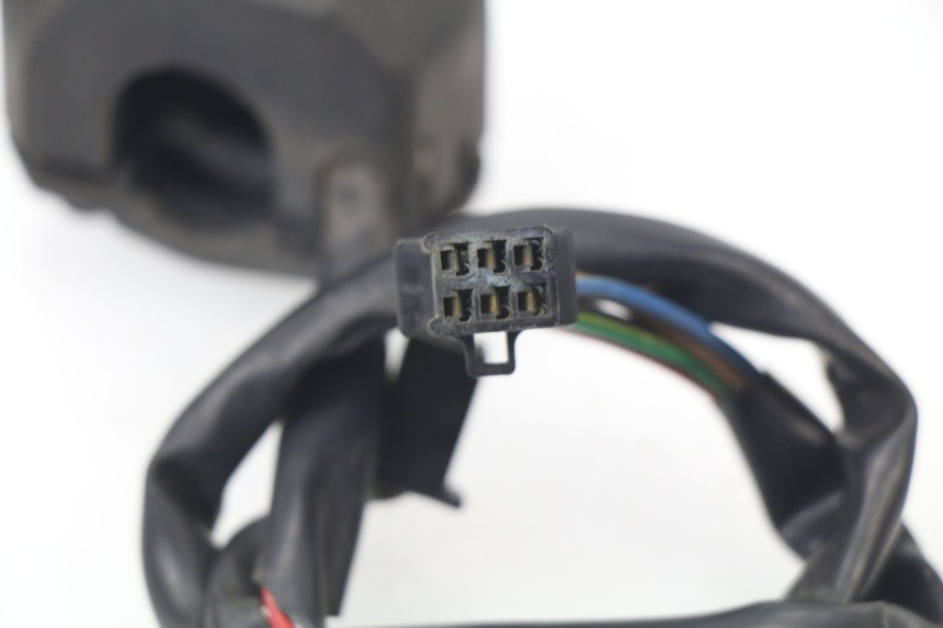 photo de COMMODO DROIT YAMAHA XJN XJ N DIVERSION 600 (1994 - 1997)