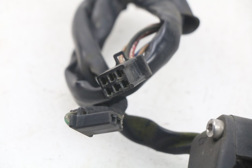 photo de COMMODO DROIT YAMAHA XJN XJ N DIVERSION 600 (1994 - 1997)