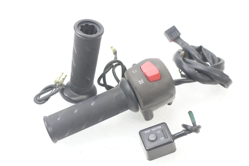 photo de COMMODO DROIT YAMAHA XP T-MAX TMAX ABS 530 (2012 - 2015)