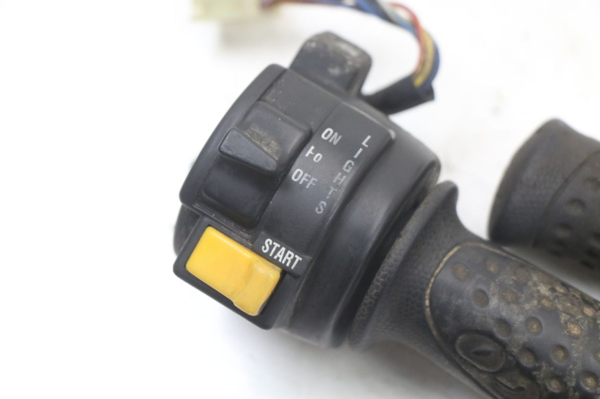 photo de COMMODO DROIT YAMAHA BW'S NG NEXT GENERATION 50 (1996 - 2003)