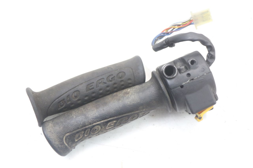 photo de COMMODO DROIT YAMAHA BW'S NG NEXT GENERATION 50 (1996 - 2003)