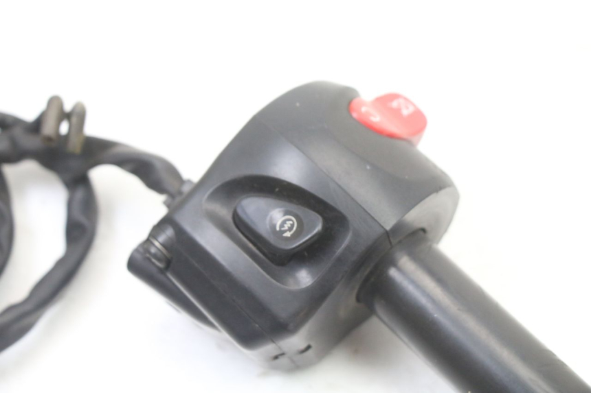 photo de COMMODO DROIT YAMAHA XJ6 ABS 600 (2008 - 2016)