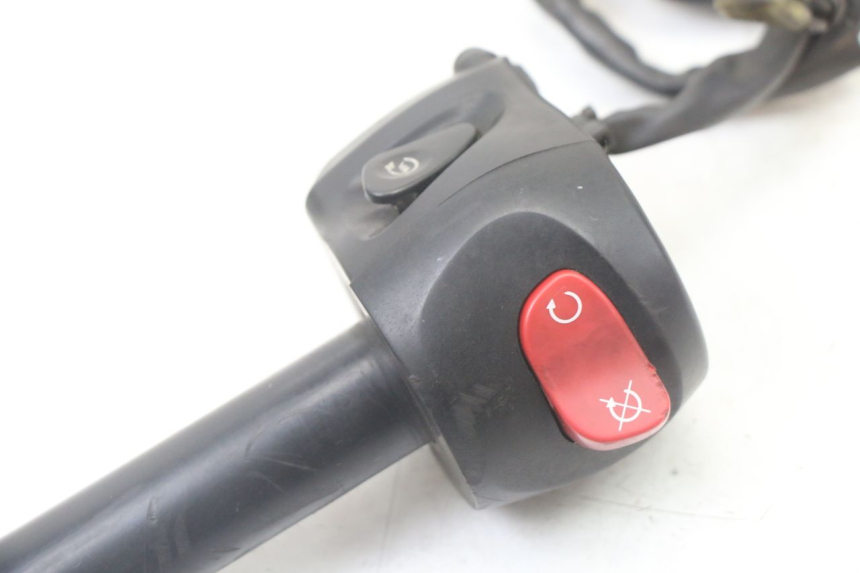 photo de COMMODO DROIT YAMAHA XJ6 ABS 600 (2008 - 2016)