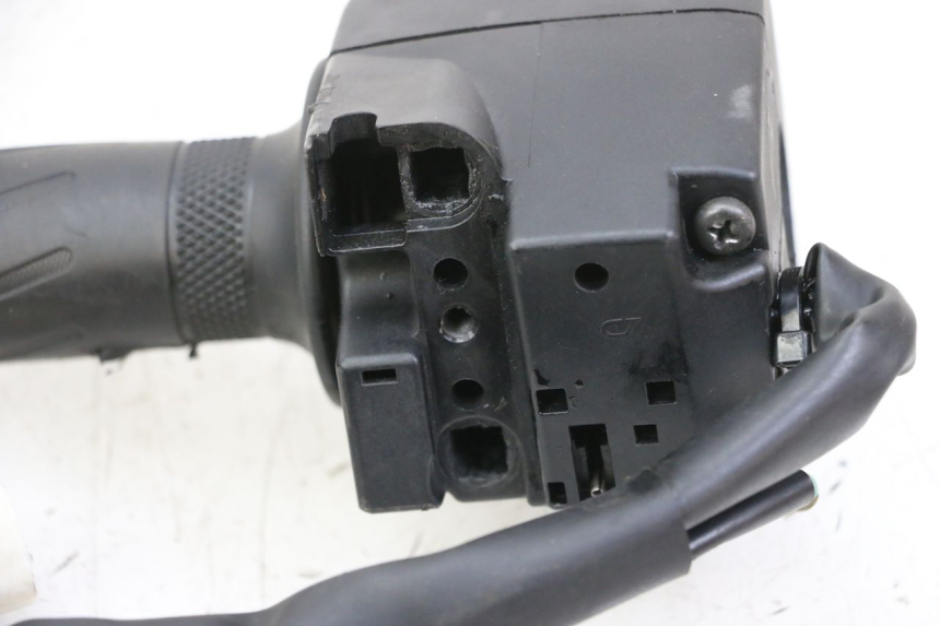 photo de COMMODO DROIT YAMAHA YP T-MAX TMAX 530 (2017 - 2020)