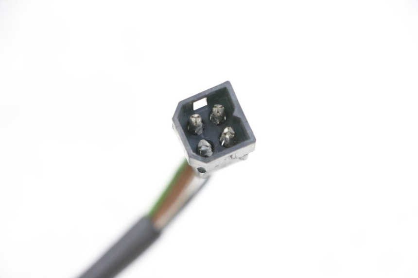 photo de COMMODO DROIT YAMAHA YP MAJESTY 125 (2002 - 2006) - Zoom état d’usage