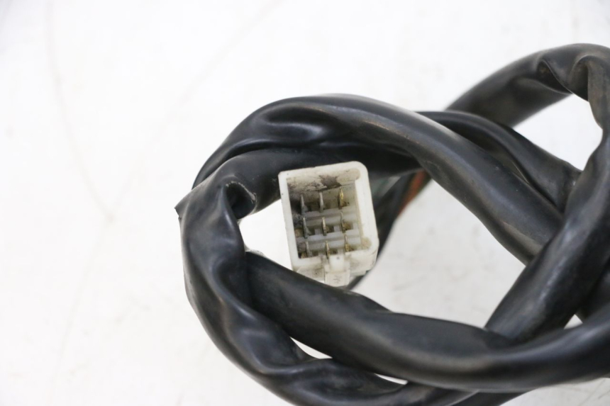 photo de COMMODO DROIT KYMCO ZING 125 (1997 - 2003) - Zoom état d’usage