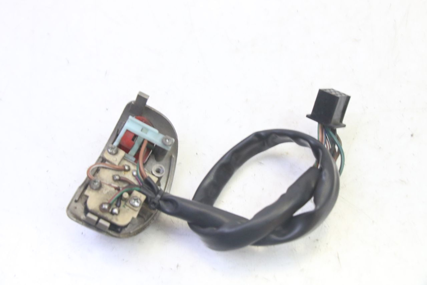 photo de COMMODO GAUCHE QUADRO 4 4D 350 (2015 - 2018)