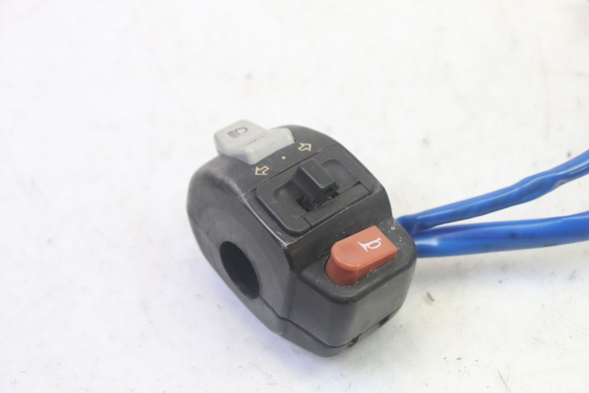 photo de COMMODO GAUCHE KYMCO AGILITY 16+ 4T 50 (2018 - 2023) - Zoom état d’usage