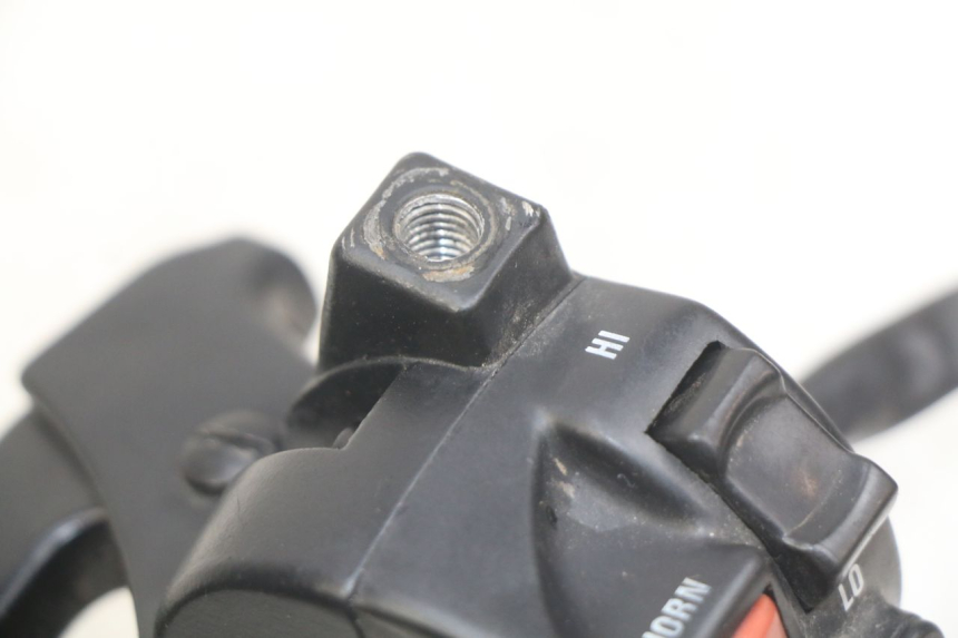 photo de COMMODO GAUCHE MBK BOOSTER NEXT GENERATION 50 (1995 - 1998)