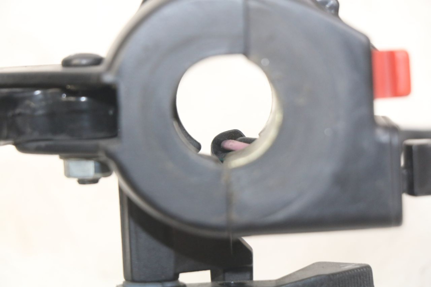 photo de COMMODO GAUCHE MBK BOOSTER NEXT GENERATION 50 (1995 - 1998)