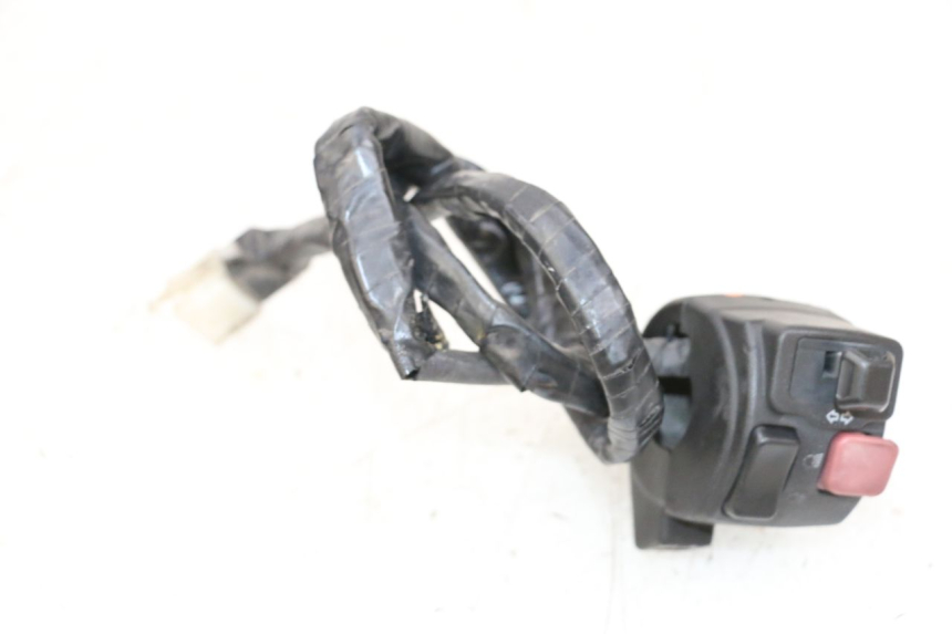 photo de COMMODO GAUCHE MBK BOOSTER SPIRIT NAKED 50 (2004 - 2017) - Autre angle de vue