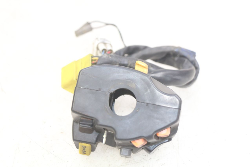 photo de COMMODO GAUCHE SUZUKI BURGMAN 650 (2002 - 2004)