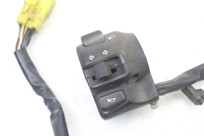 photo de COMMODO GAUCHE SUZUKI BURGMAN 125 (2007 - 2014)