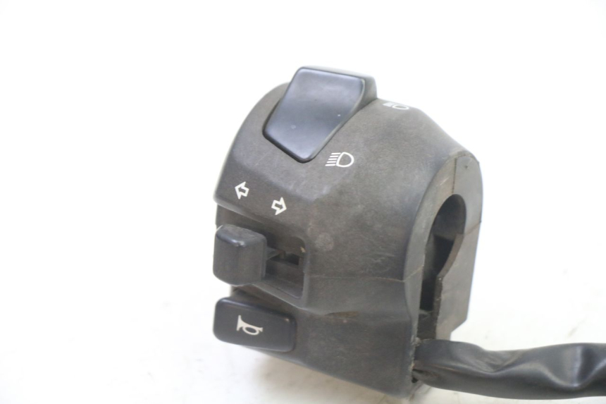 photo de COMMODO GAUCHE SUZUKI BURGMAN 125 (2007 - 2014)