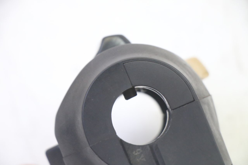 photo de COMMODO GAUCHE SUZUKI BURGMAN 125 (2007 - 2014)