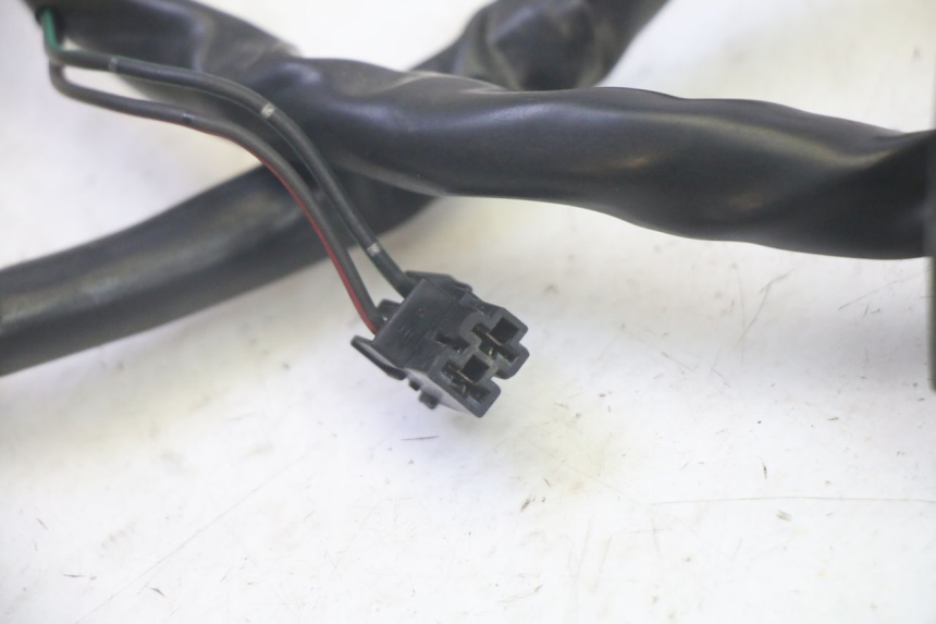 photo de COMMODO GAUCHE SUZUKI BURGMAN 125 (2007 - 2014) - Pièce contrôlée