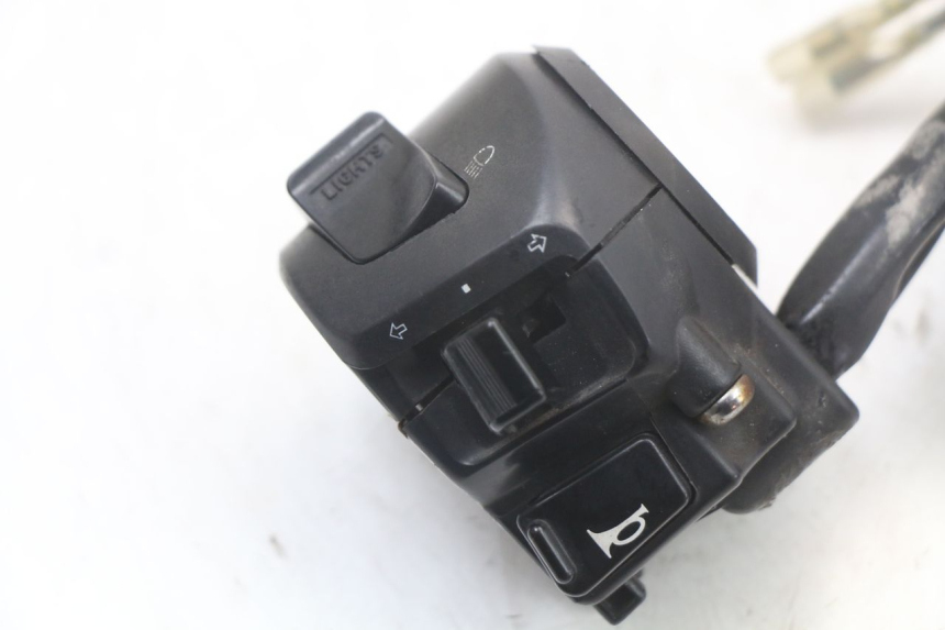 photo de COMMODO GAUCHE KYMCO DINK 4T 50 (2007 - 2018)