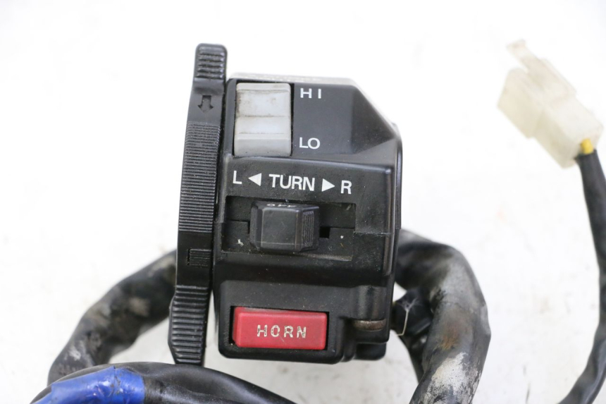photo de COMMODO GAUCHE YAMAHA FJ 36Y 1100 (1984 - 1985)