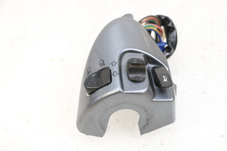 photo de COMMODO GAUCHE MBK FLAME X 125 (2007 - 2016) - Vue d’ensemble