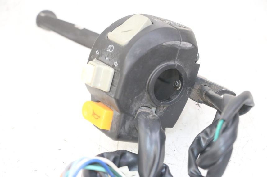 photo de COMMODO GAUCHE VENESI FLY RETRO 4T 50 (2020 - 2025)