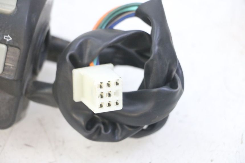 photo de COMMODO GAUCHE VENESI FLY RETRO 4T 50 (2020 - 2025)