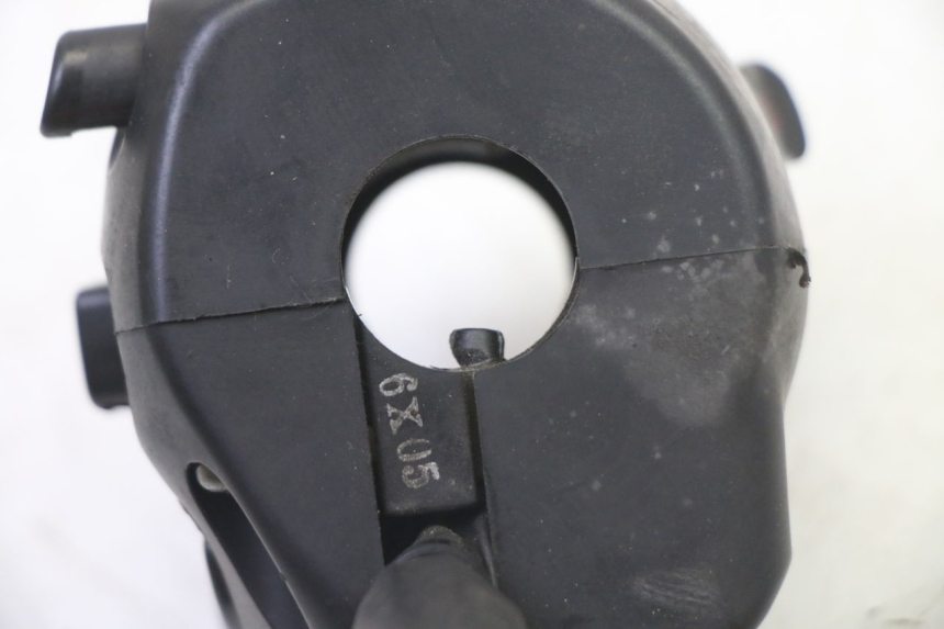 photo de COMMODO GAUCHE YAMAHA FZ6 FAZER S2 600 (2007 - 2011)